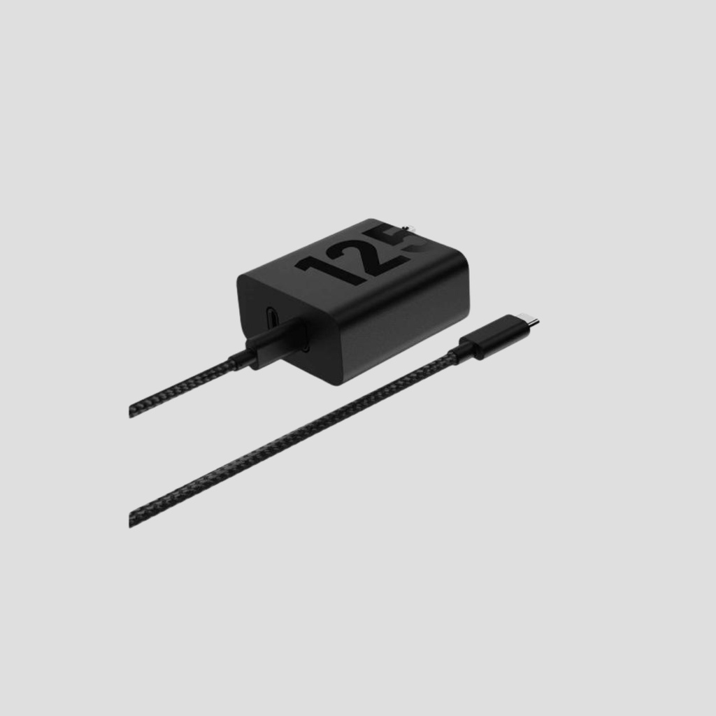 Cargador Motorola 125w Duo Tipo C Multidispositivo Negro C/cable
